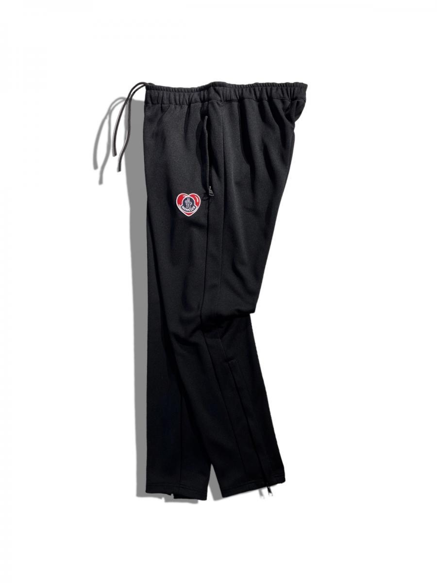 ワッペン付きジャージーリラックスパンツ