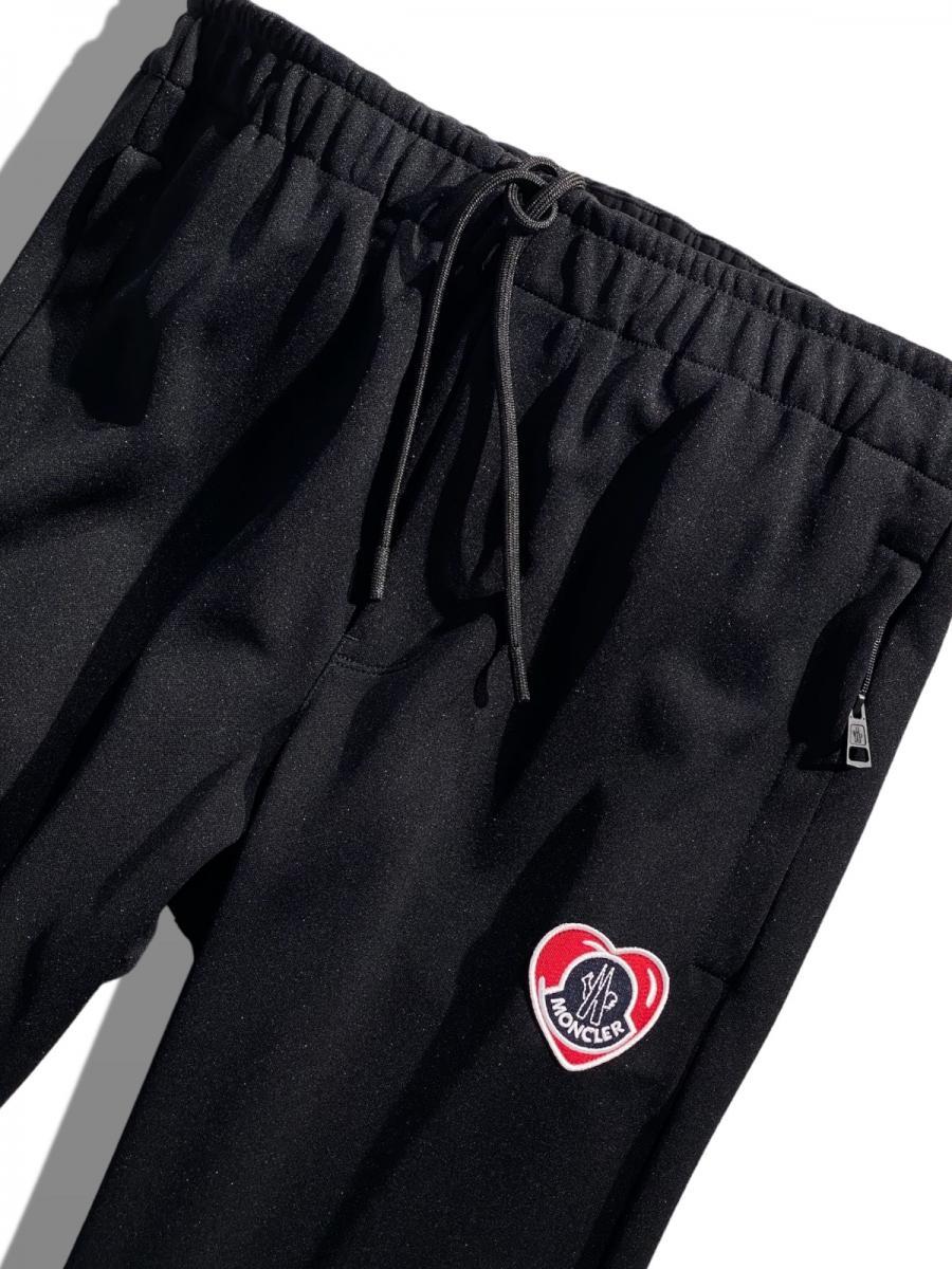 ワッペン付きジャージーリラックスパンツ