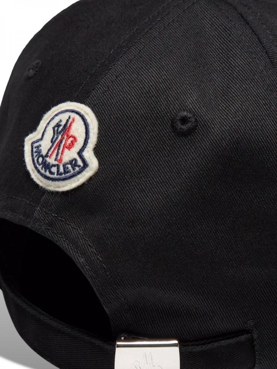 ベースボールキャップ