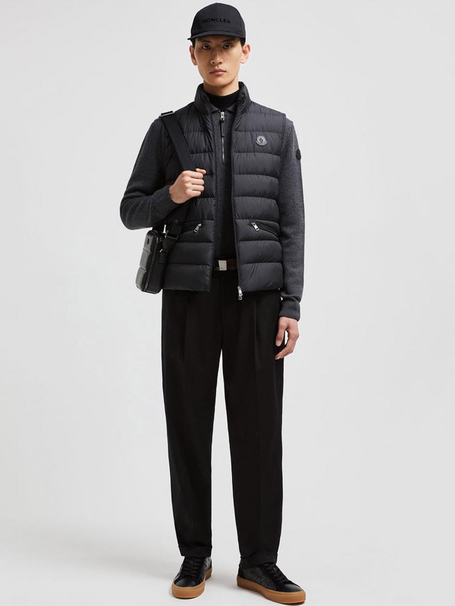 MONCLERベースボールキャップ