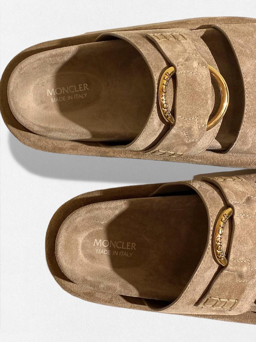 アイコンゴールドリング付き スウェードレザーサンダル