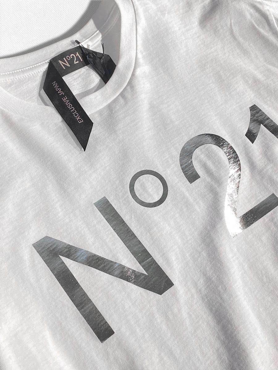 ロゴデザインクルーネックTシャツ