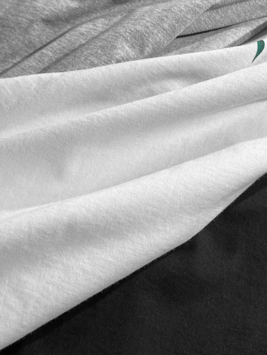 クルーネックTシャツ