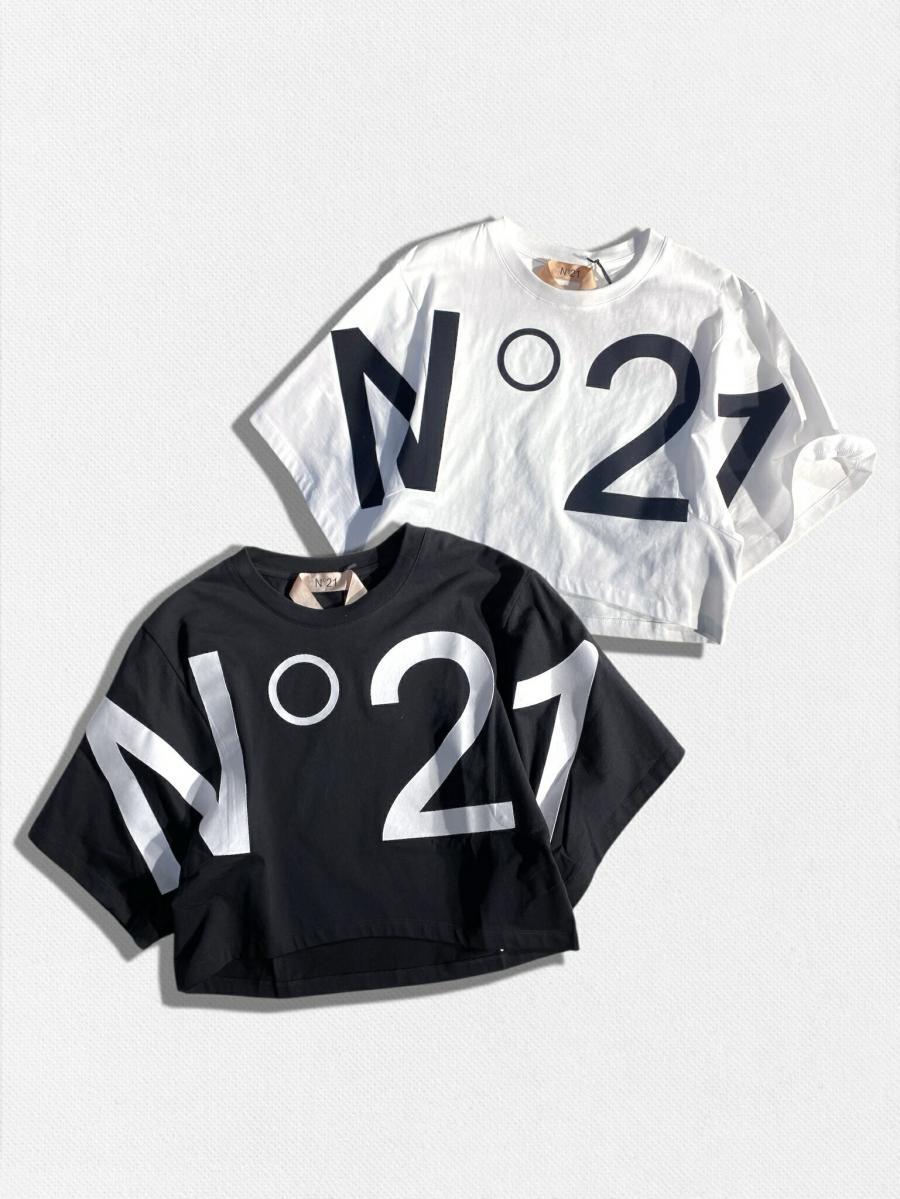 オーバーフィットクルーネックTシャツ