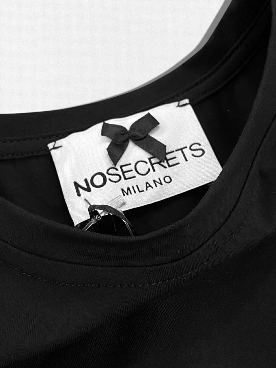 フラワーモチーフクルーネックTシャツ