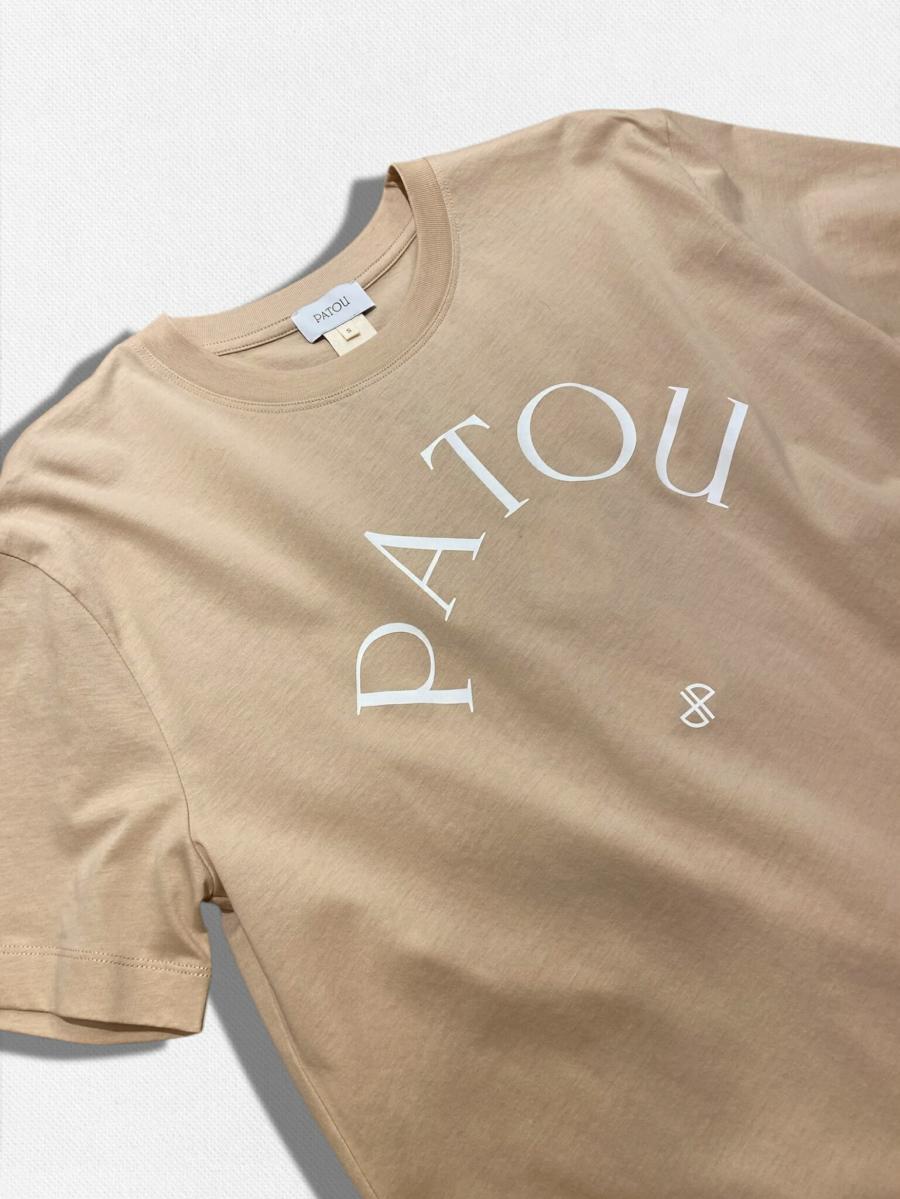 ロゴクルーネックTシャツ