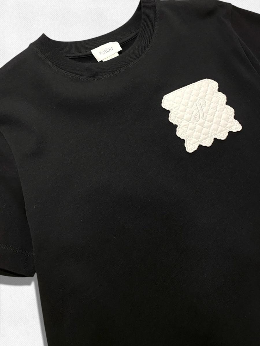 クルーネックTシャツ