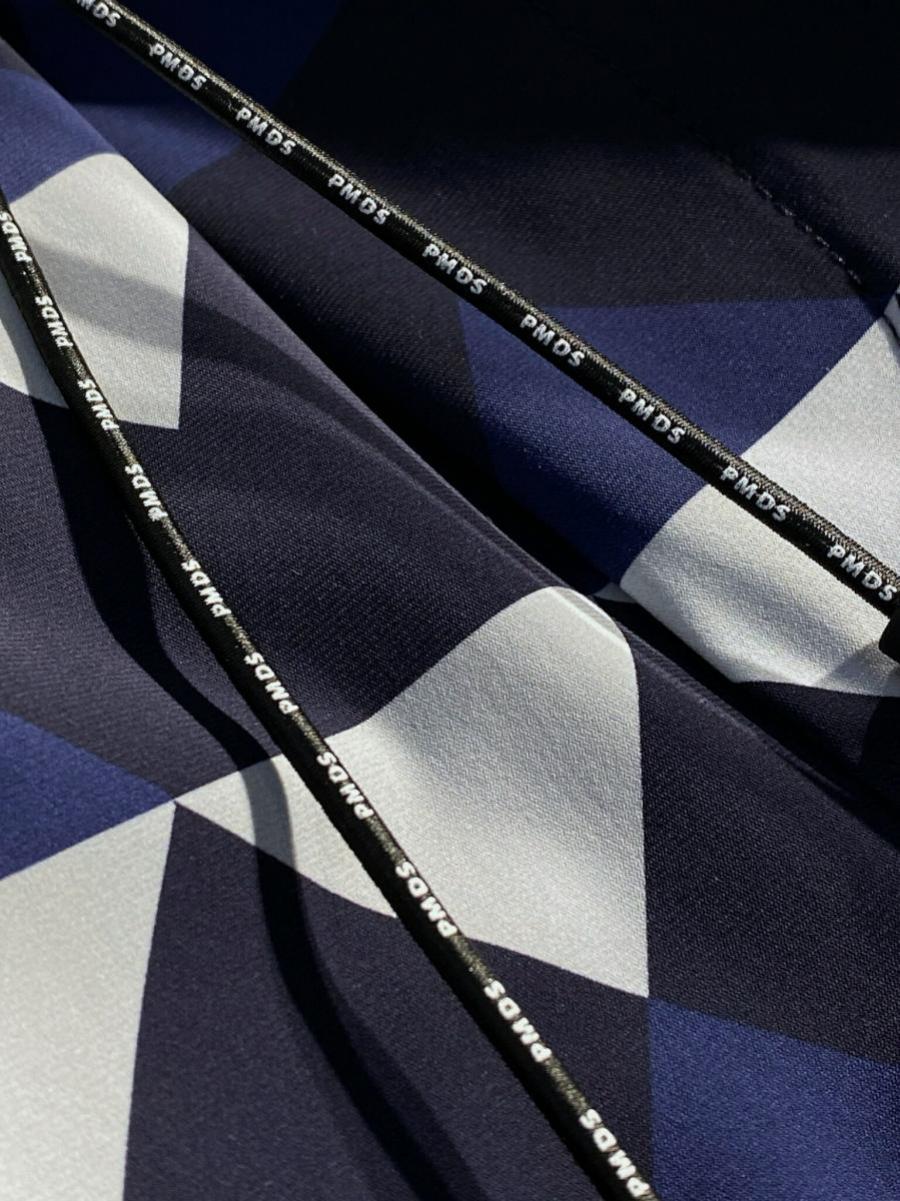 ジオメトリック柄ナイロンショートパンツ