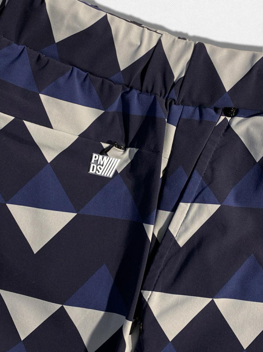 ジオメトリック柄ナイロンショートパンツ