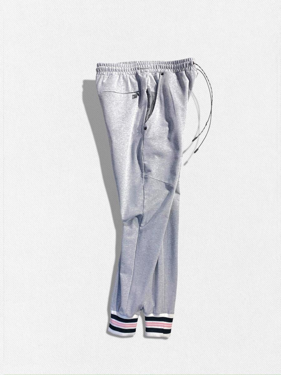 テーパードスウェットパンツ