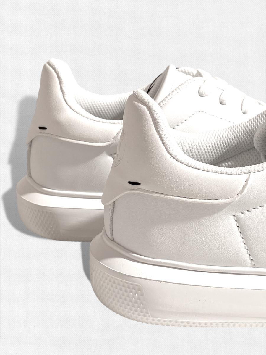 アニマルフリーホワイトNolaスニーカー