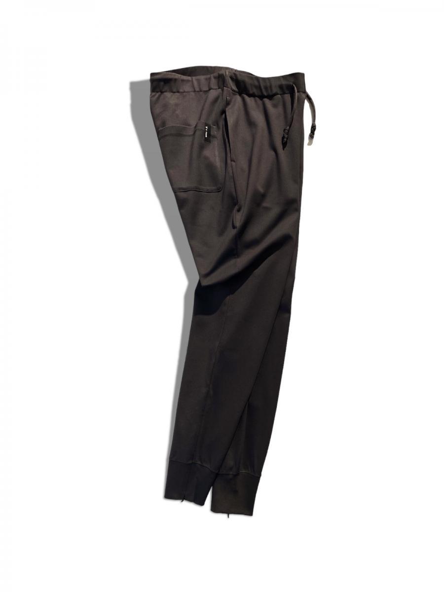 リラックスジョガーパンツ