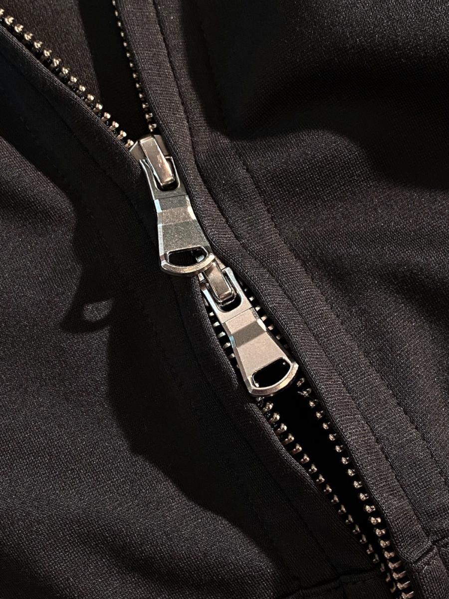 ロングスリーブダブルジップパーカー