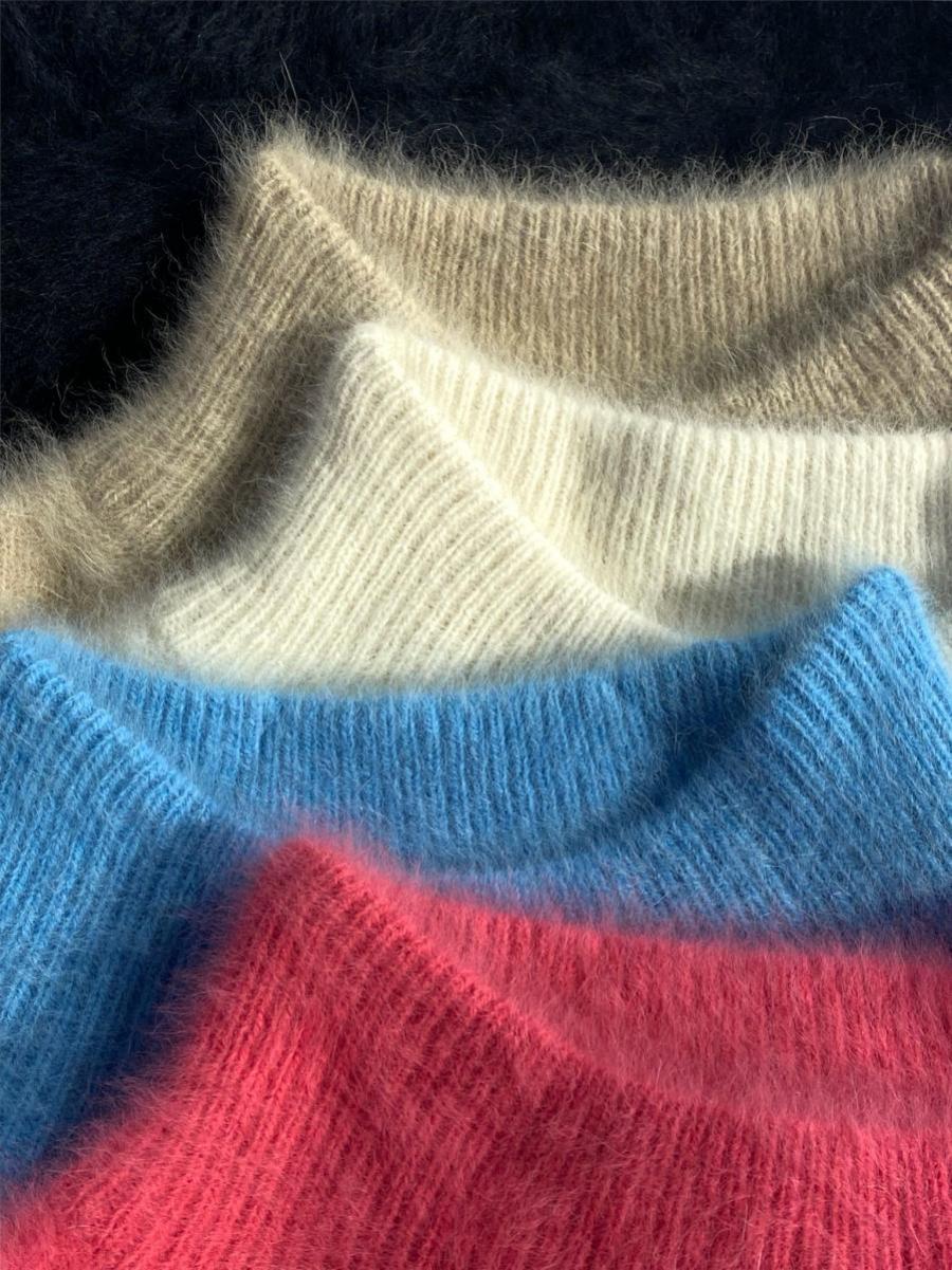 ハイネックカシミア混フォックスニット