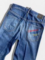 ダメージ加工デニムパンツ