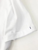 ＶネックＴシャツ