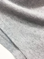 ＶネックＴシャツ