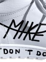 MIKEスニーカー