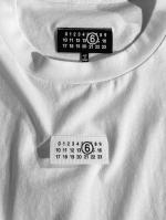 フロントタグTシャツ