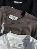 プリントクルーネックＴシャツ