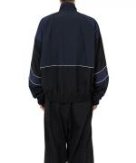 ワイドバックトラックジャケット