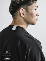 クルーネックTシャツ
