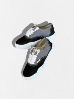 ローカットスニーカー