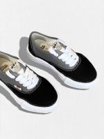 ローカットスニーカー