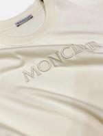 クルーネックTシャツ