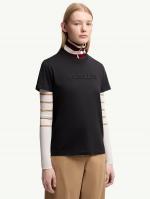クルーネックTシャツ
