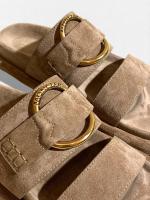 アイコンゴールドリング付き スウェードレザーサンダル