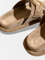 アイコンゴールドリング付き スウェードレザーサンダル