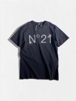 ロゴデザインクルーネックTシャツ