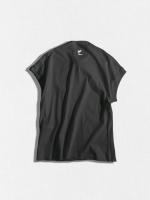 ネックデザインTシャツ