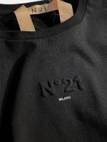 立体ロゴTシャツ