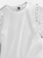 フラワーモチーフクルーネックTシャツ