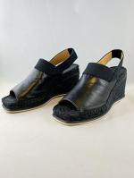 ウェッジソールサンダル