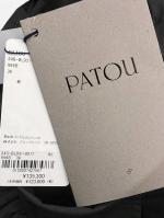 パフスリーブトップス