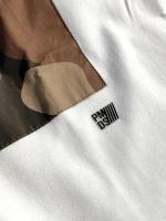 モックネックTシャツ