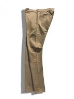 タック入りチノパンツ