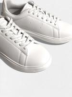 アニマルフリーホワイトNolaスニーカー